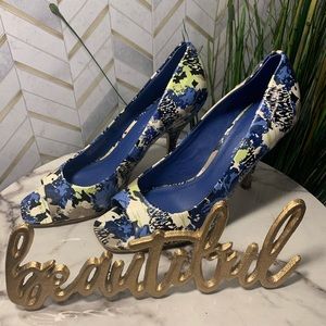 Blue heels with open toe